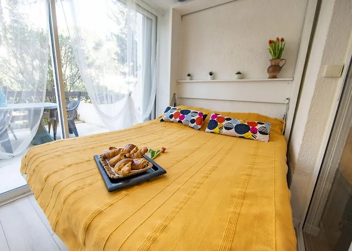 34 By Interhome *