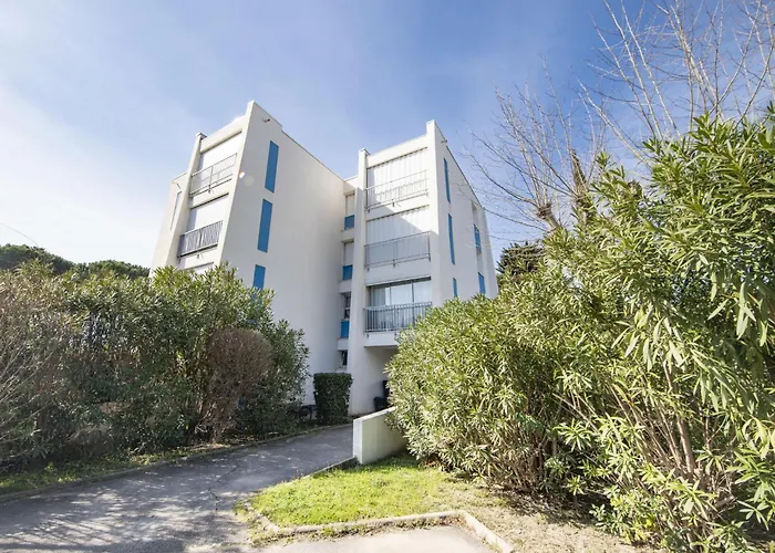 34 By Interhome *